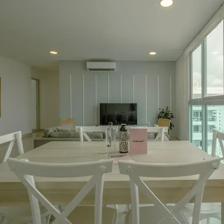 Wynwood Flores In Apartment *